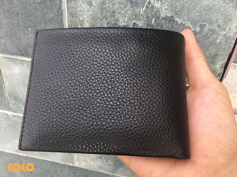 ví da bò hạt bụi bặm cá tính